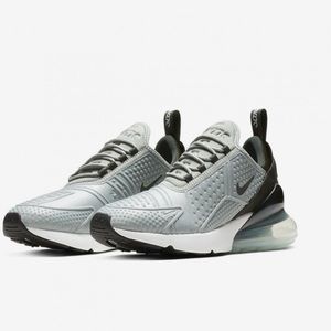 Nike Womens Air Max 270